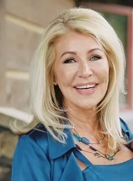 Photo of Lark Kendall